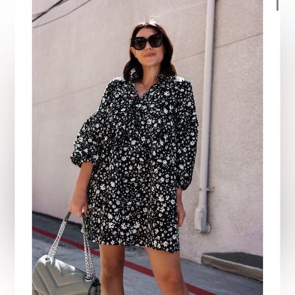 Who What Wear Dresses & Skirts - WHO WHAT WEAR FLORAL BABY DOLL DRESS✨